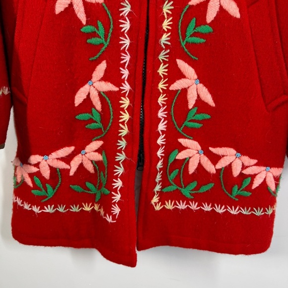 Vintage Rare Hudson’s Bay Red Wool with Floral Embroidered Hooded Coat - Picture 4 of 14